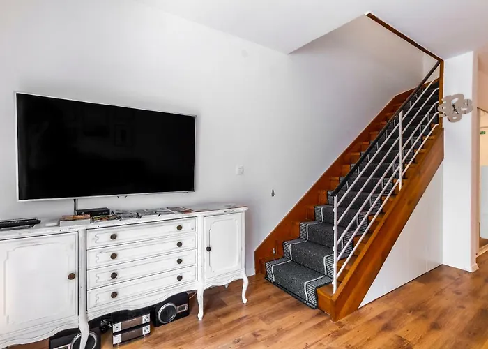 Apartment In Centre For 6